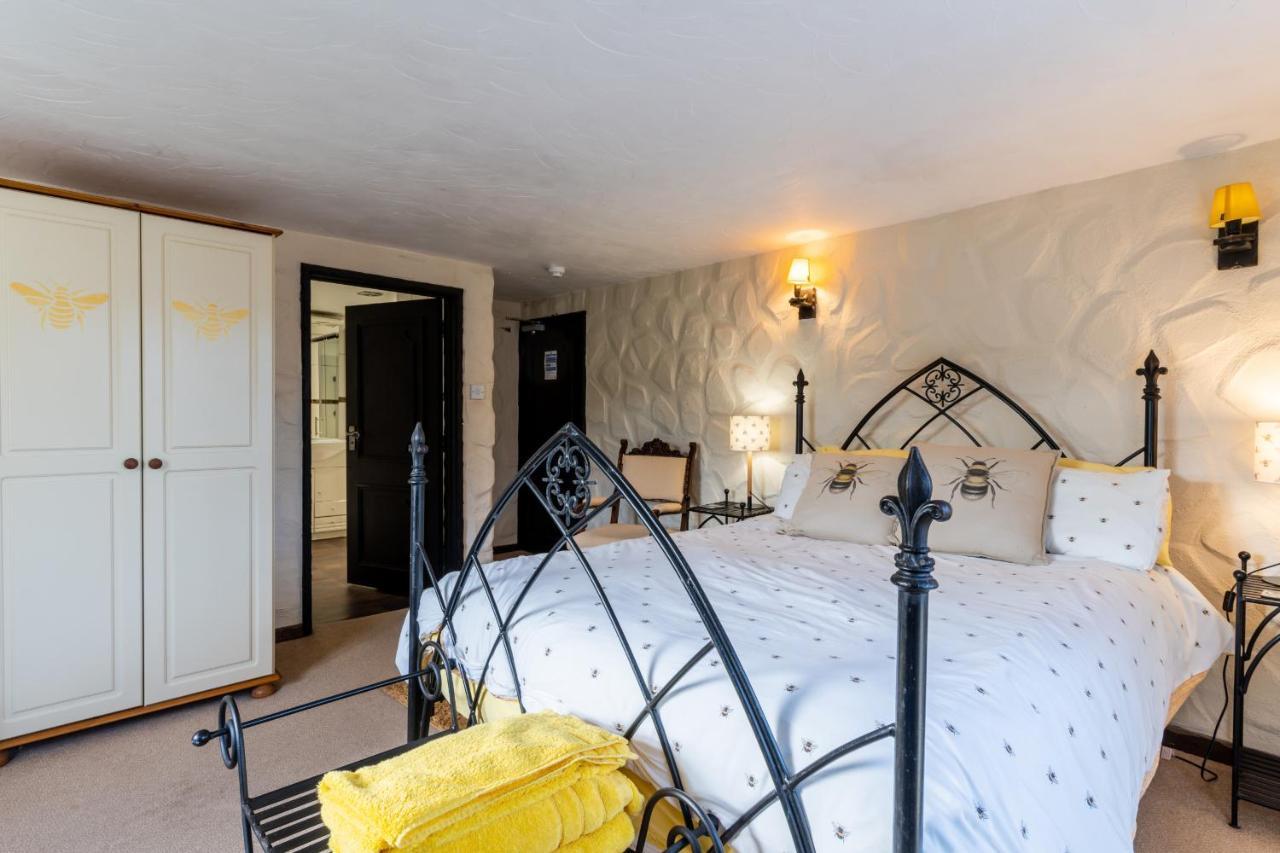 Finest Retreats - The Old Church House Inn Broadhempston Εξωτερικό φωτογραφία
